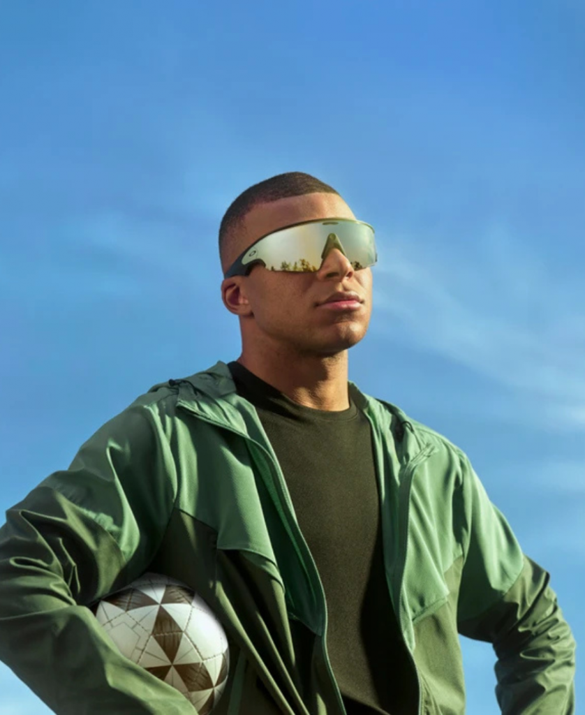 Monture Oakley sportive disponible chez l’opticien L’Habilleur de Regard à Pechbonnieu