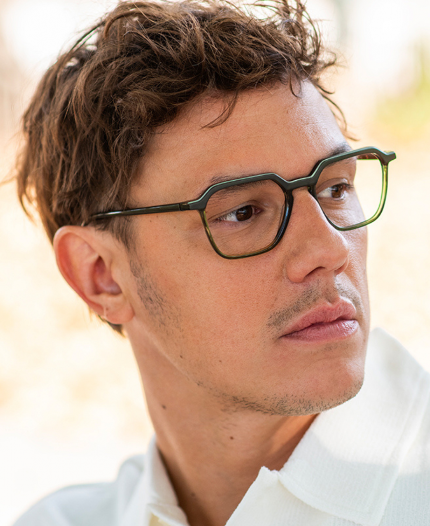 Monture Osmose moderne disponible chez l’opticien L’Habilleur de Regard à Pechbonnieu